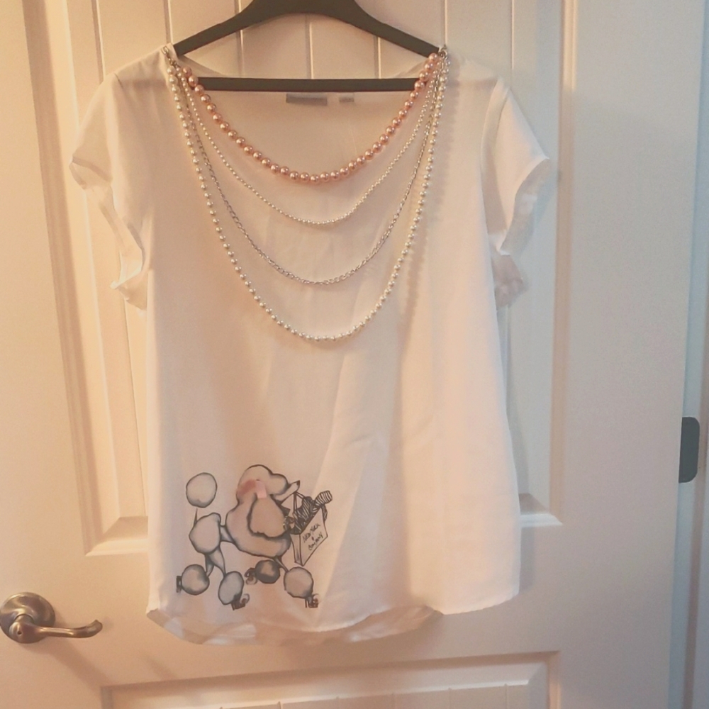 NWT New Yoylrk & Co Women's Top with Poodle Image & Pearl Accent, Sz L